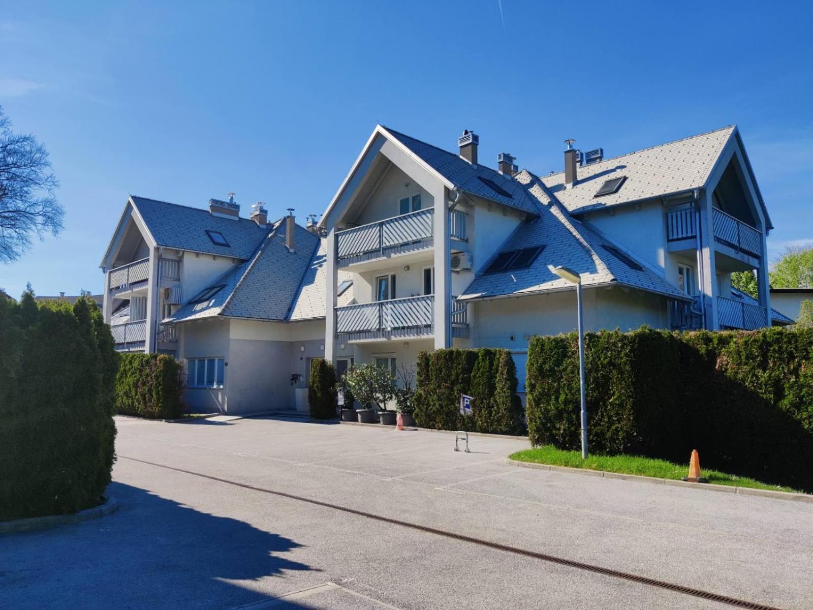 Sunshine Apartment Блед Екстер'єр фото